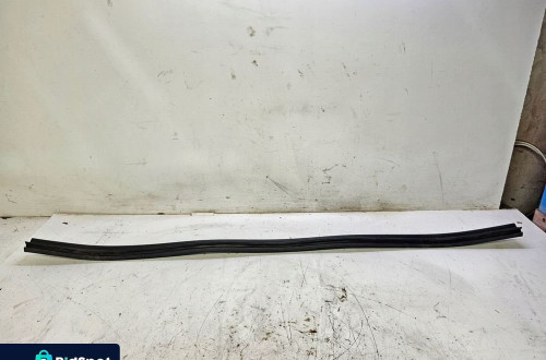 USZCZELKA KOMORY SILNIKA AUDI A6 C7 LIFT 4G0823723