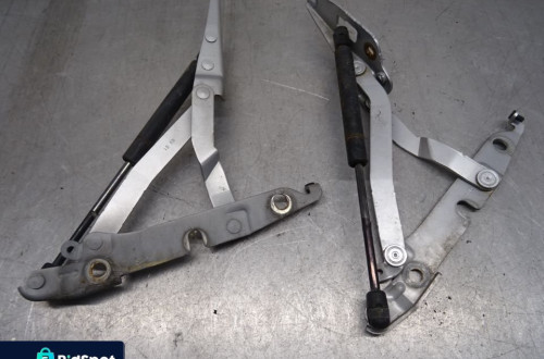 AUDI A4 B6 00-06 2.0B ZAWIASY SIŁOWNIKI KLAPY BAGAŻNIKA