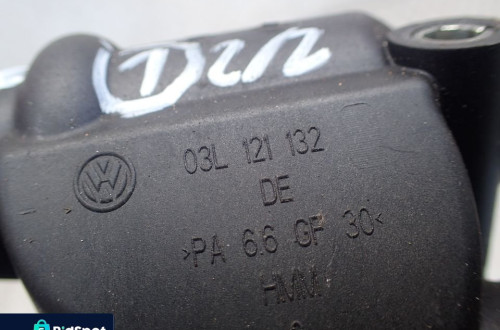 Króciec wody VW PASSAT B6 2.0 TDI 03L121132 RADOM