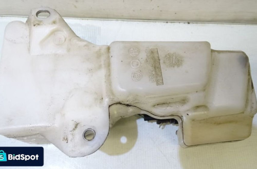 ZBIORNICZEK SPRYSKIWACZY FIAT PANDA III 1.2 51930030