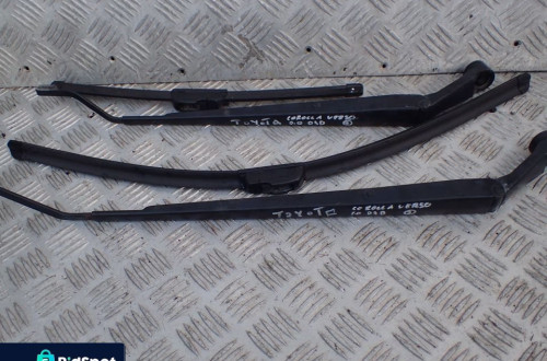 RAMIONA WYCIERACZEK TOYOTA COROLLA VERSO RADOM