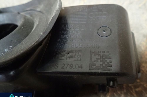 WLEW PALIWA AUDI Q3 SPORTBACK F3N 83F 2019- 83F809906