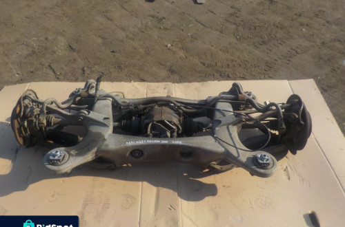MERCEDES W221 BELKA ZAWIESZENIA TYŁ KOMPLET
