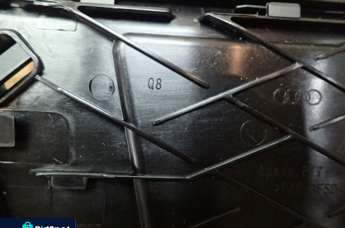 WLEW PALIWA AUDI Q8 4M8 4MN 2018- 4M8809906