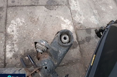 bmw e82 e88 sanko belka wozek kolyska tyl tylnia tylna zawieszenia
