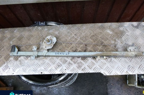 FIAT DUCATO II 99R PODNOSNIK SZYB LEWY PRZOD