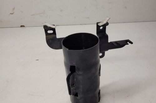 UCHWYT FILTRA PALIWA AUDI A6 C6 3.0 TDI 4F0201987E