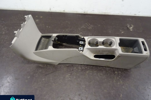 VOLVO S40 II 04-07 SEDAN 1.8 TUNEL ŚRODKOWY