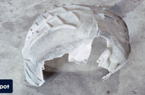 NADKOLE PRAWY TYŁ AUDI A6 C8 4K0810172E MATERIAŁ