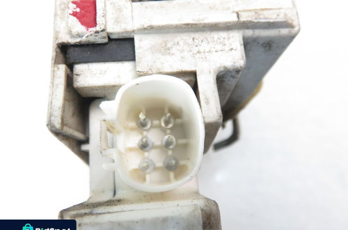 ZAMEK PRAWY PRZEDNI VW SHARAN I 7M1837012S 95VW0218A42BKYYEJ