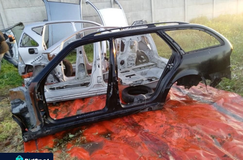 RELINGI DACHOWE KOMPLET MERCEDES C KLASA W202 KOMBI