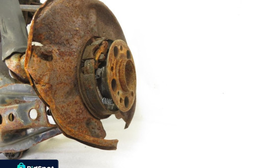 SANKI TYŁ MERCEDES C208