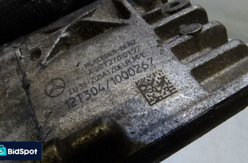 POMPA OLEJU SKRZYNI MERCEDES W212 2112700197