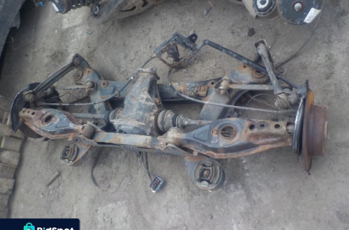MERCEDES W203 1.8 16V BELKA ZAWIESZENIA TYŁ