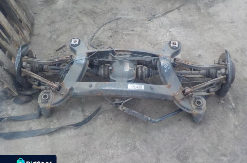 MERCEDES W203 1.8 16V BELKA ZAWIESZENIA TYŁ