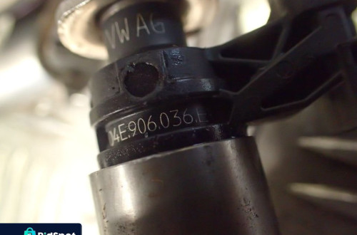 VW AUDI SEAT SKODA LISTWA WTRYSKOWA 04E133320D WTRYSKI RADOM
