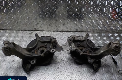 NISSAN QASHQAI J11 1.2 B ZWROTNICA LEWY LUB PRAWY PRZÓD