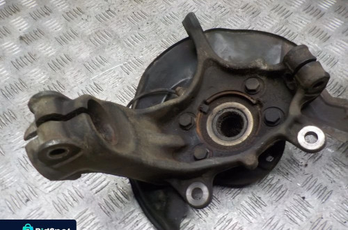 NISSAN QASHQAI J11 1.2 B ZWROTNICA LEWY LUB PRAWY PRZÓD