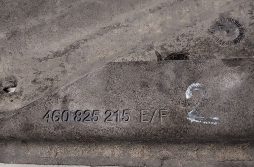 OSŁONA PODWOZIA LEWY TYŁ AUDI A6 C7 4G0825215E