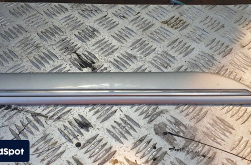 mercedes w169 listwa blotnika prawy tyl tylna prawa a16906901062