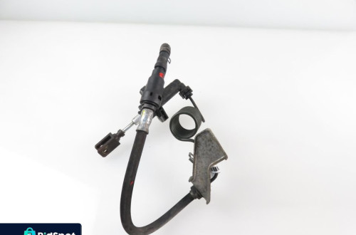 POMPKA PRZEWÓD SPRZĘGŁA AVENSIS II T25  2381079J01