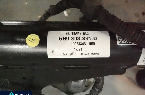 Hak VW GOLF VIII 2020- KOMBI 5H9803881D