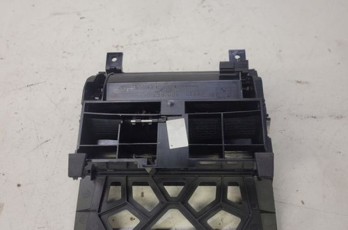POPIELNICZKA PRZÓD AUDI A3 8P LIFT 8P0857951