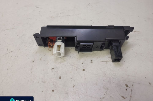 GNIAZDO ZAPALNICZKI AUDI A3 8P LIFT 8P0863387D