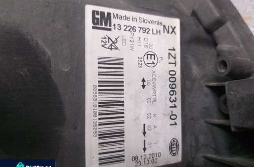 LAMPA PRZÓD LEWA OPEL INSIGNIA A XENON SKRĘTNY