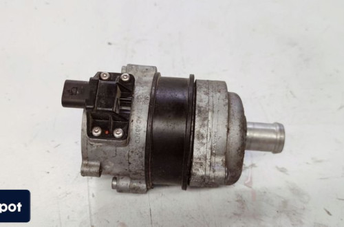 POMPA OBIEGU WODY ZAWÓR AUDI A4 A5 Q7 4M0965567A