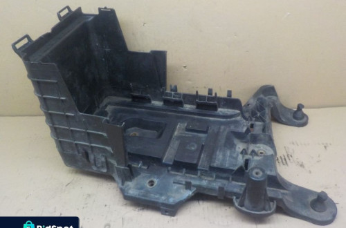 VOLKSWAGEN AUDI SKODA SEAT PODSTAWA AKUMULATORA 1K0915333