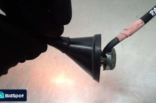 ANTENA TOYOTA RAV4 III 2.2D-CAT