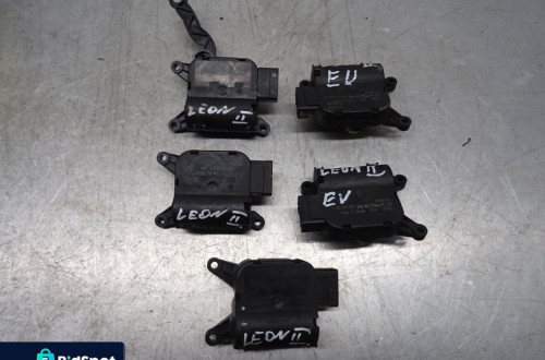 VW TOURAN / VW GOLF V / SEAT LEON II 05-12 SILNICZEK NAGRZEWNICY DMUCHAWY