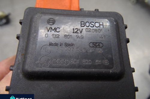 VW PASSAT B5 LIFT SILNICZEK NAGRZEWNICY 8D1820511B
