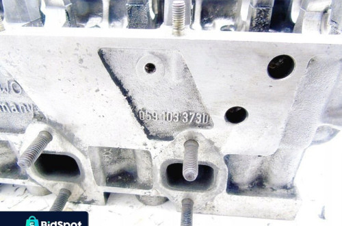 Głowica 059103373D 2.5 Tdi Audi A4 A6 A8 Passat