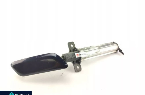 SPRYSKIWACZ DYSZA LAMPY PRAWY RENAULT LAGUNA III