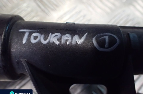 SPRYSKIWACZ REFLEKTORA VW TOURAN 1T0955978