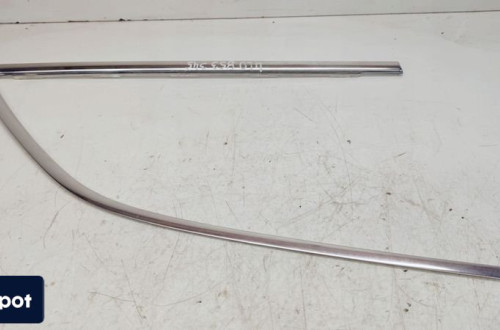 LISTWA SZYBY CHROM LEWY TYŁ AUDI Q7 4L0853345