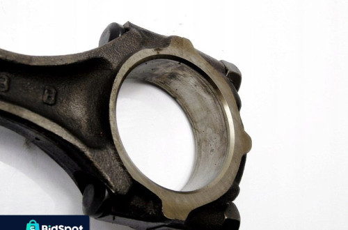 Tłok Korbowód 1.5 8V Lantra Pony Coupe Colt