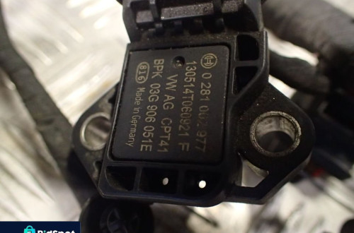 Wiązka elektryczna silnika VW Golf 1,4 TSI 04E972627T RADOM