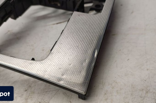 TUNEL ŚRODKOWY DEKOR AUDI Q7 4L 4L0864261 ŁUSKA