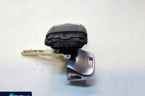 KLUCZYK PILOT AUDI A4 B9 A5 8W Q7 4M 4M0959754T
