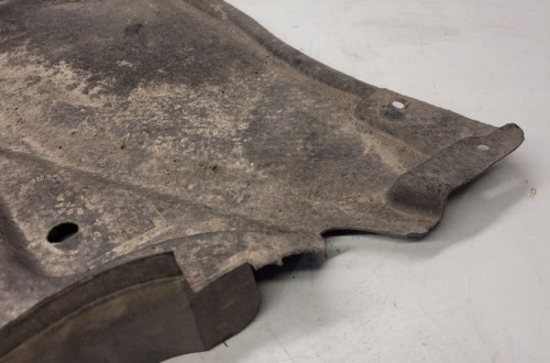 OSŁONA PODWOZIA LEWY TYŁ AUDI A6 C7 4G0825215E