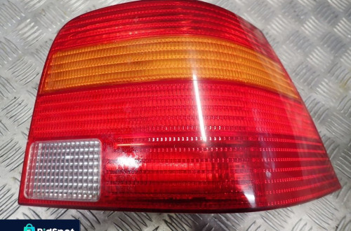 LAMPA PRAWY TYŁ VW GOLF IV HB RADOM