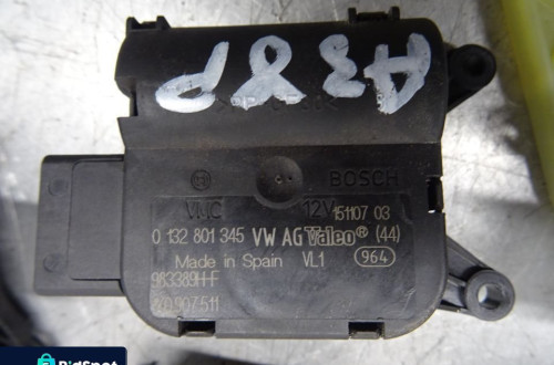 AUDI A3 8P LIFT 08-13 2.0TFSI SILNICZEK NASTAWNIK NAGRZEWNICY