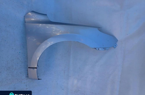 HYUNDAI I30 I 1 LIFT 10-12 BŁOTNIK PRZÓD PRAWY