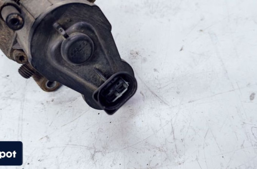 ZACISK HAMULCOWY PRAWY TYŁ AUDI A6 C6 330MM