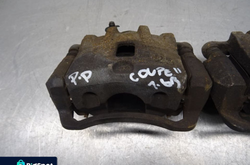 HYUNDAI COUPE II TIBURON 01-06 ZACISK PRZEDNI PRZÓD LEWY PRAWY