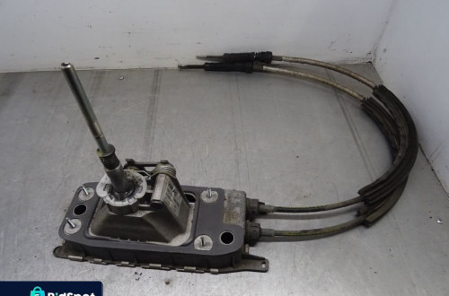 AUDI A3 8P LIFT 08-13 HB 5D 2.0TFSI LEWAREK WYBIERAK BIEGÓW 1K0711049BM