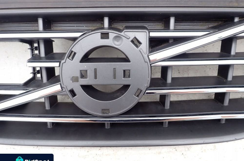 VOLVO XC60 LIFT 13-17 GRILL ATRAPA CHŁODNICY